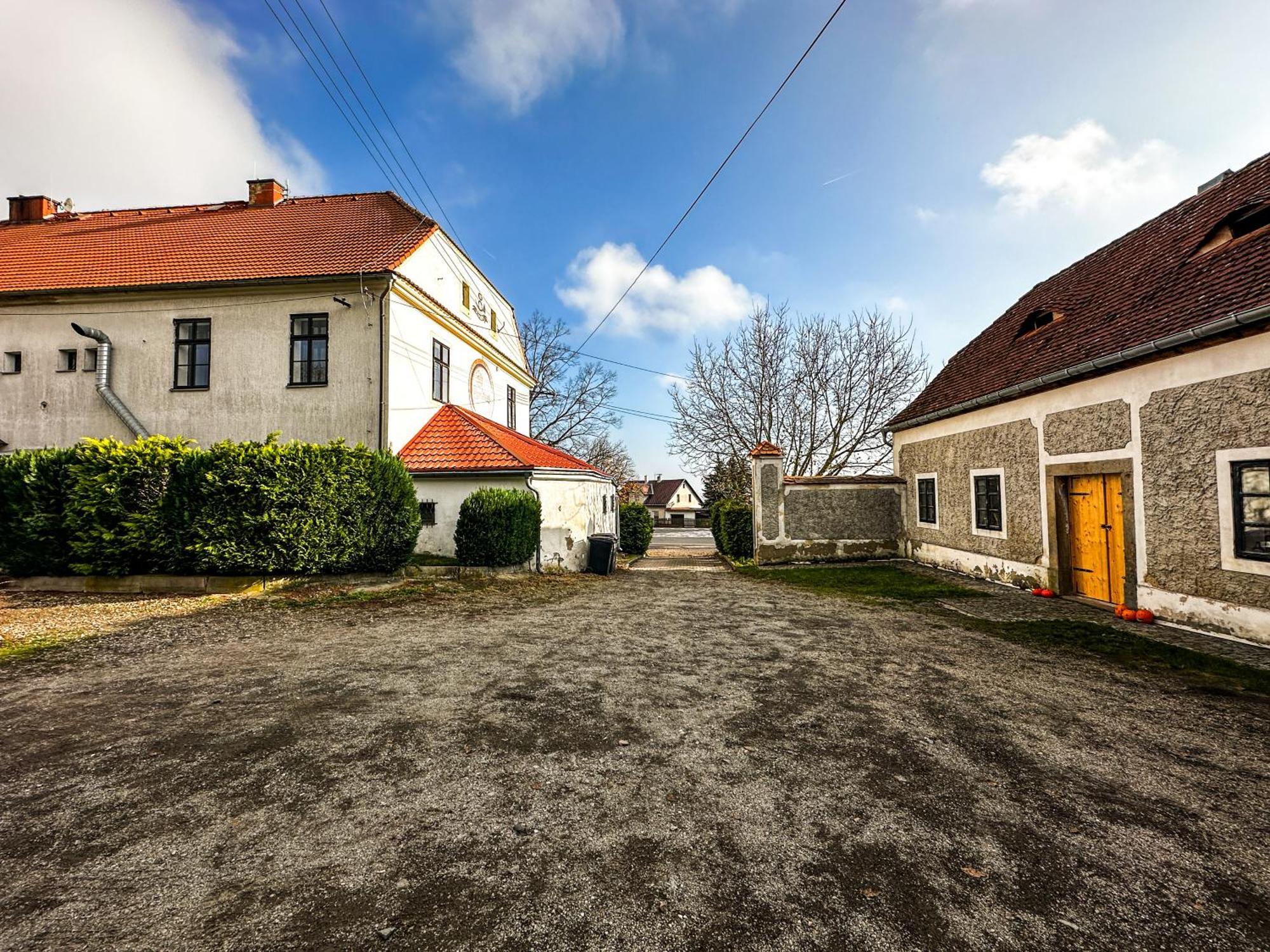 Hotel Stará pošta Telnice Esterno foto